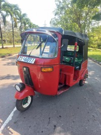 මීරිගම ත්‍රී රෝද රථයක් විකිණීමට